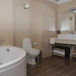 Chloe With Private Heated Pool Villa